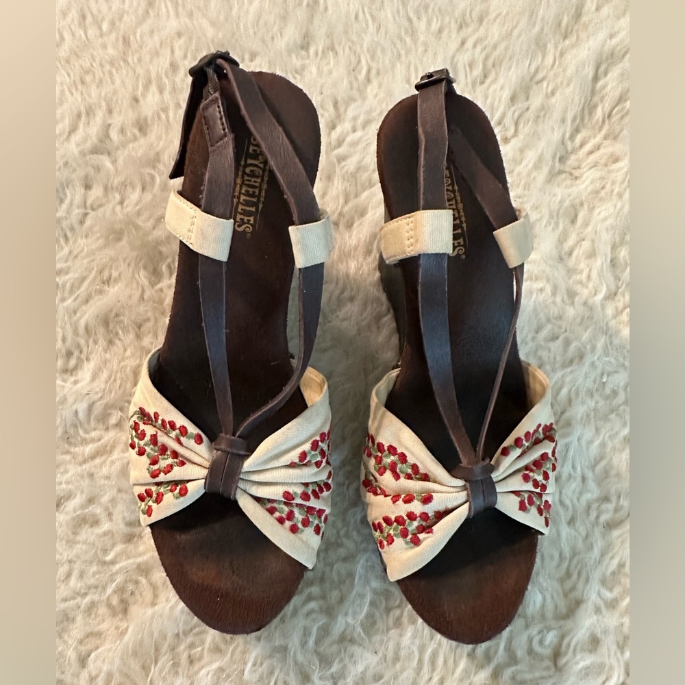 Seychelles wedge heeled sandals